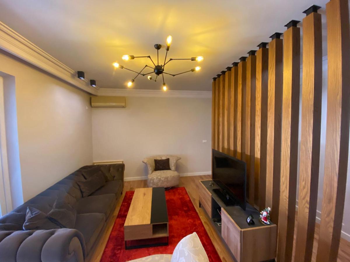 Mel'S Place Тирана Екстериор снимка